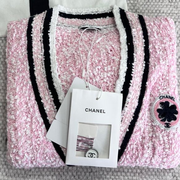 NWT CHANEL 2024P Pink Black White Cardigan Sweater FR36 - Picture 3 of 11